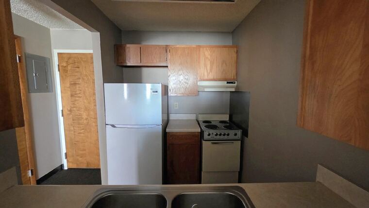 Kitchen pass-through